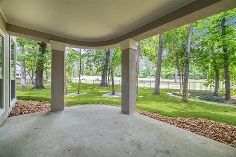 11 Twin Greens Court Houston TX 77339
