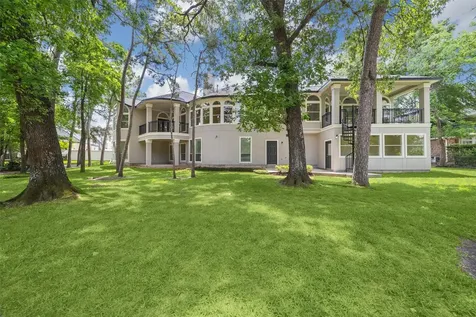 11 Twin Greens Court Houston TX 77339