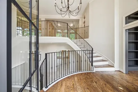 11 Twin Greens Court Houston TX 77339