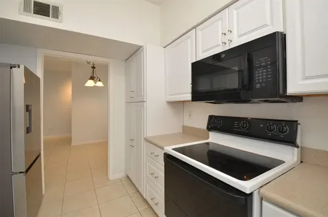 9809 Richmond Avenue G1 Houston TX 77042