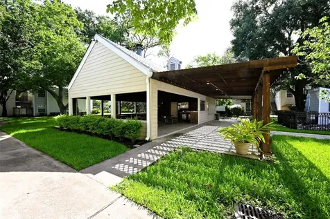 9809 Richmond Avenue G1 Houston TX 77042