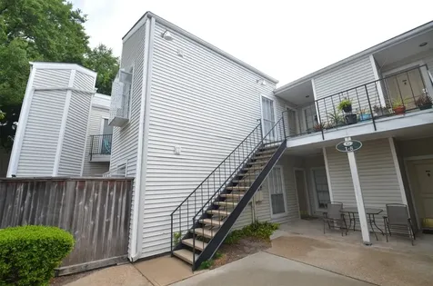 9809 Richmond Avenue G1 Houston TX 77042