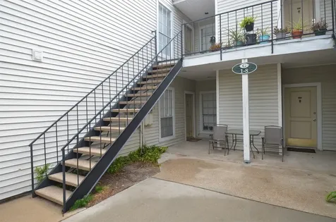 9809 Richmond Avenue G1 Houston TX 77042