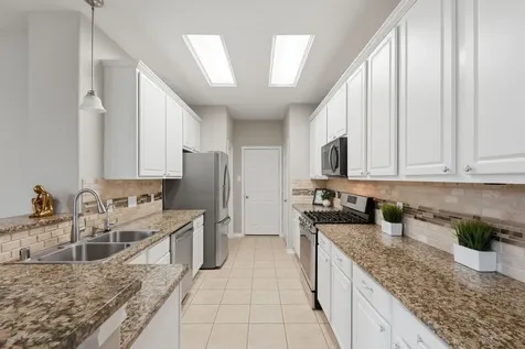 71 S Burberry Park Circle The Woodlands TX 77382