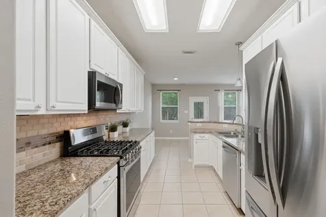 71 S Burberry Park Circle The Woodlands TX 77382