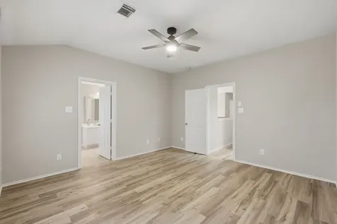 71 S Burberry Park Circle The Woodlands TX 77382