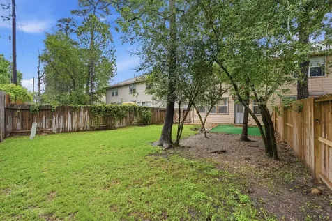 71 S Burberry Park Circle The Woodlands TX 77382