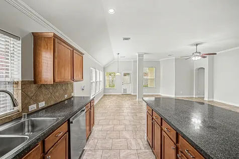17907 Treemont Landing Houston TX 77084