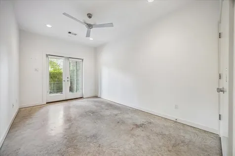 530 W 26th Street Houston TX 77008