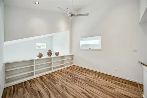 530 W 26th Street Houston TX 77008