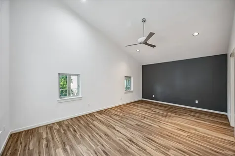 530 W 26th Street Houston TX 77008