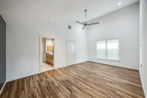 530 W 26th Street Houston TX 77008