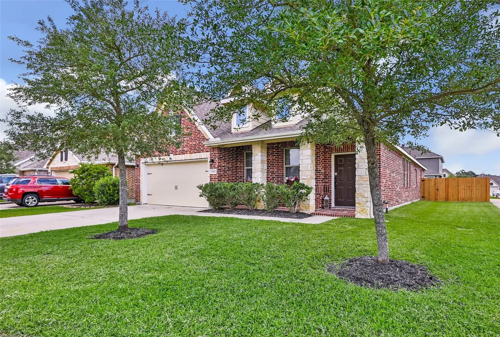 13602 Kodiak Brown Bear Street Crosby TX 77532