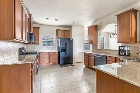 13602 Kodiak Brown Bear Street Crosby TX 77532