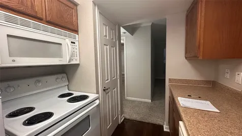 2825 Bellefontaine Street 225a Houston TX 77025