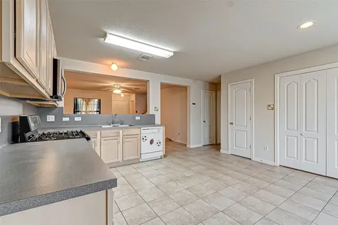 2642 Skyview Trace Court Houston TX 77047