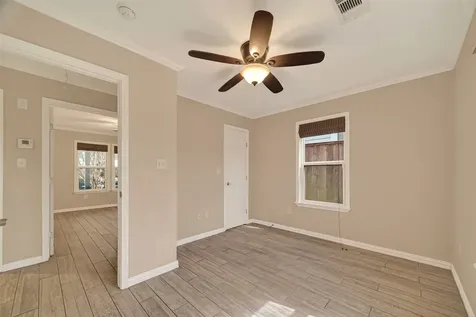 5721 Sylvia Drive Galveston TX 77551
