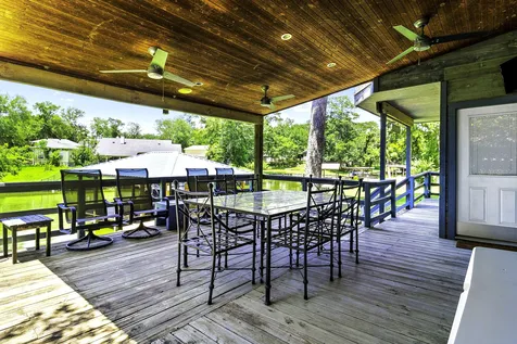 305 Lakeshore Drive Onalaska TX 77360