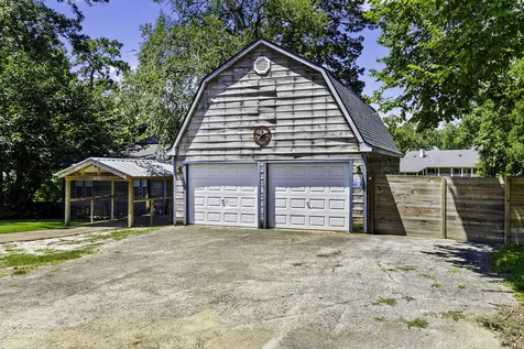 305 Lakeshore Drive Onalaska TX 77360