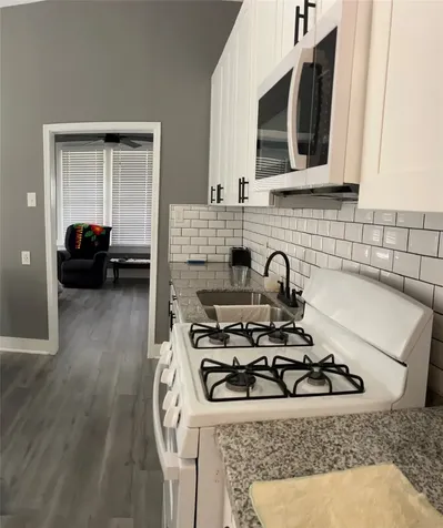 1233 Morris Street Houston TX 77009