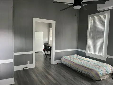 1233 Morris Street Houston TX 77009