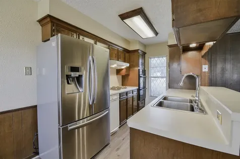 13915 Roundstone Lane Houston TX 77015