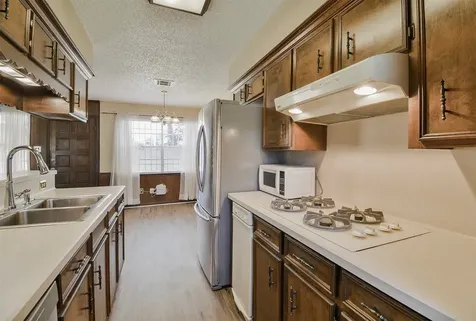 13915 Roundstone Lane Houston TX 77015