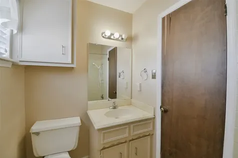 13915 Roundstone Lane Houston TX 77015
