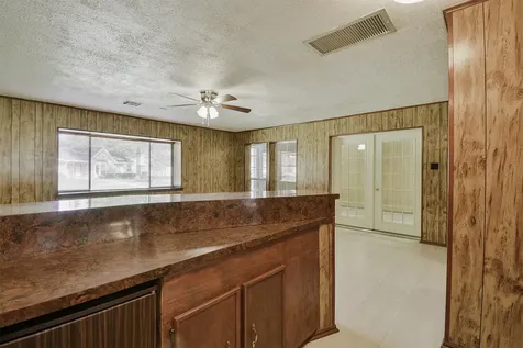 13915 Roundstone Lane Houston TX 77015
