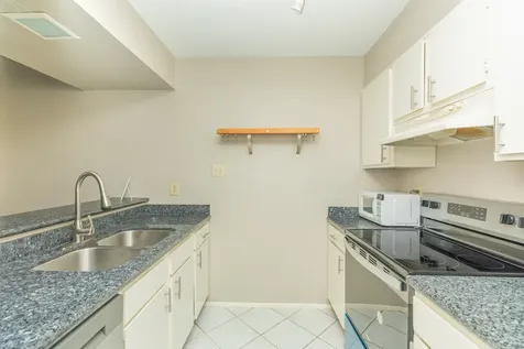 7128 N Holiday Drive Galveston TX 77550