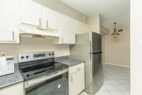 7128 N Holiday Drive Galveston TX 77550