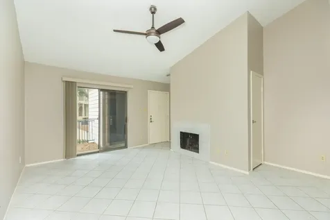 7128 N Holiday Drive Galveston TX 77550