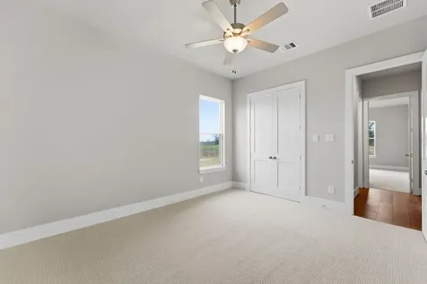124 El Paso Bend New Waverly TX 77358