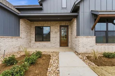 124 El Paso Bend New Waverly TX 77358