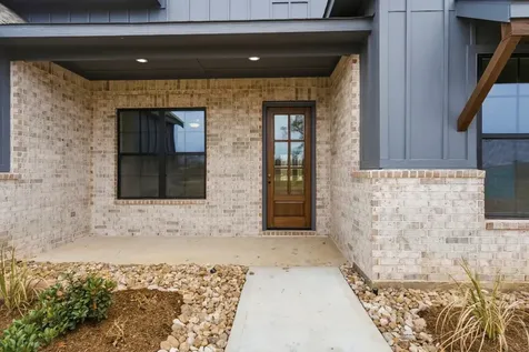 124 El Paso Bend New Waverly TX 77358