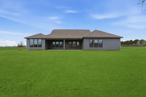 124 El Paso Bend New Waverly TX 77358