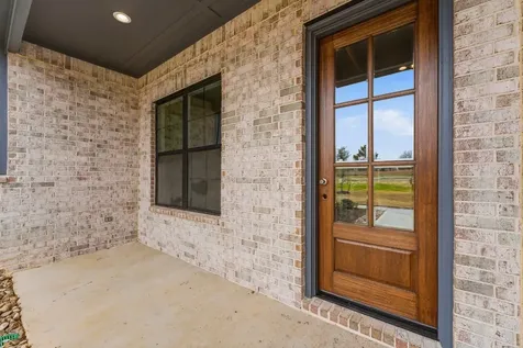 124 El Paso Bend New Waverly TX 77358