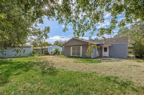 5619 Willow Glen Drive Houston TX 77033
