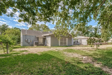 5619 Willow Glen Drive Houston TX 77033