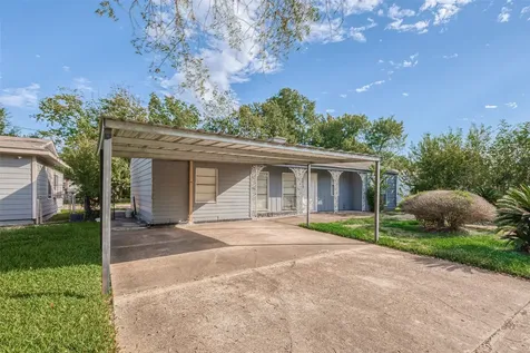 5619 Willow Glen Drive Houston TX 77033