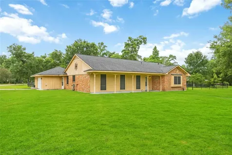 435 Rolling Wood Road Baytown TX 77520
