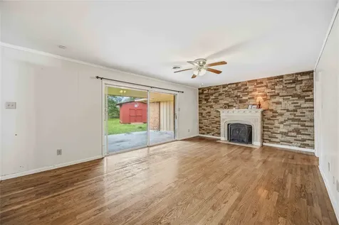 435 Rolling Wood Road Baytown TX 77520