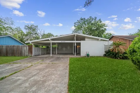 3002 Newcastle Drive Baytown TX 77521