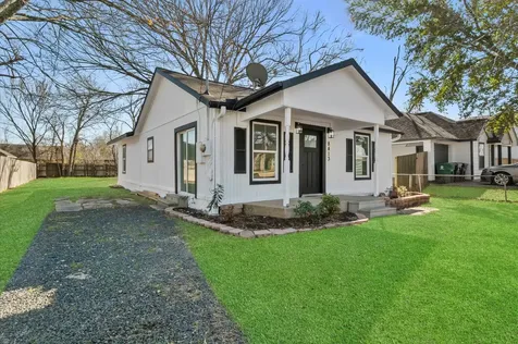 8413 Safeguard Street Houston TX 77051