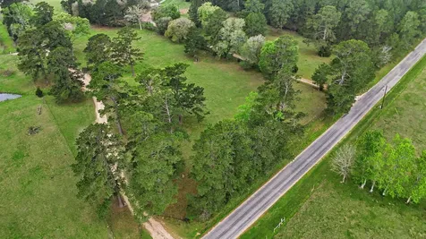 882 Four Notch Road Huntsville TX 77340