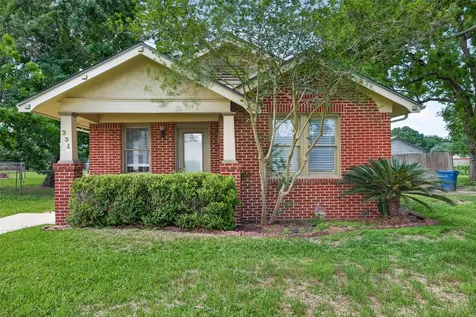 231 Lakeview Drive Sugar Land TX 77498