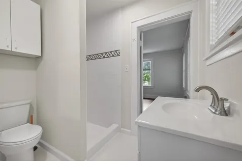 231 Lakeview Drive Sugar Land TX 77498