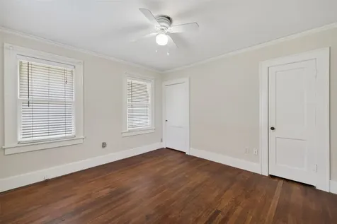231 Lakeview Drive Sugar Land TX 77498