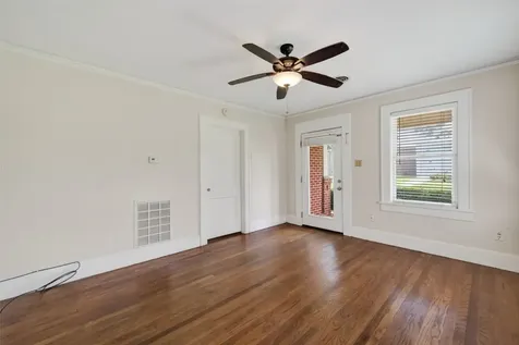 231 Lakeview Drive Sugar Land TX 77498