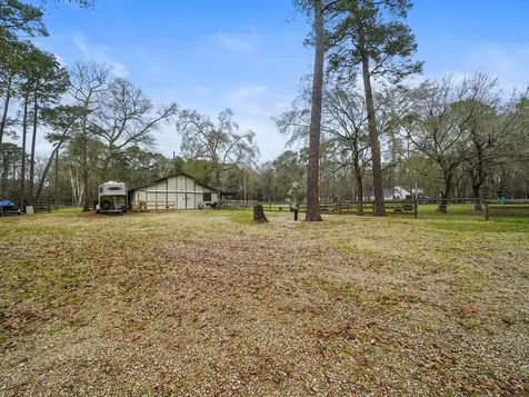 28710 Misty Oaks Drive Huffman TX 77336